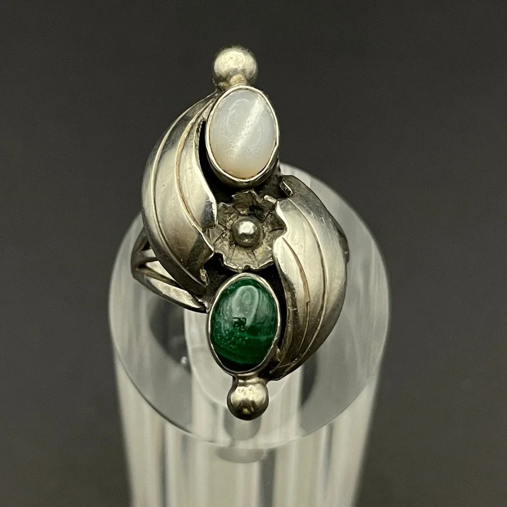 Vintage Southwestern Squash Blossom Ring Malachite Cat Eye Size 4.75